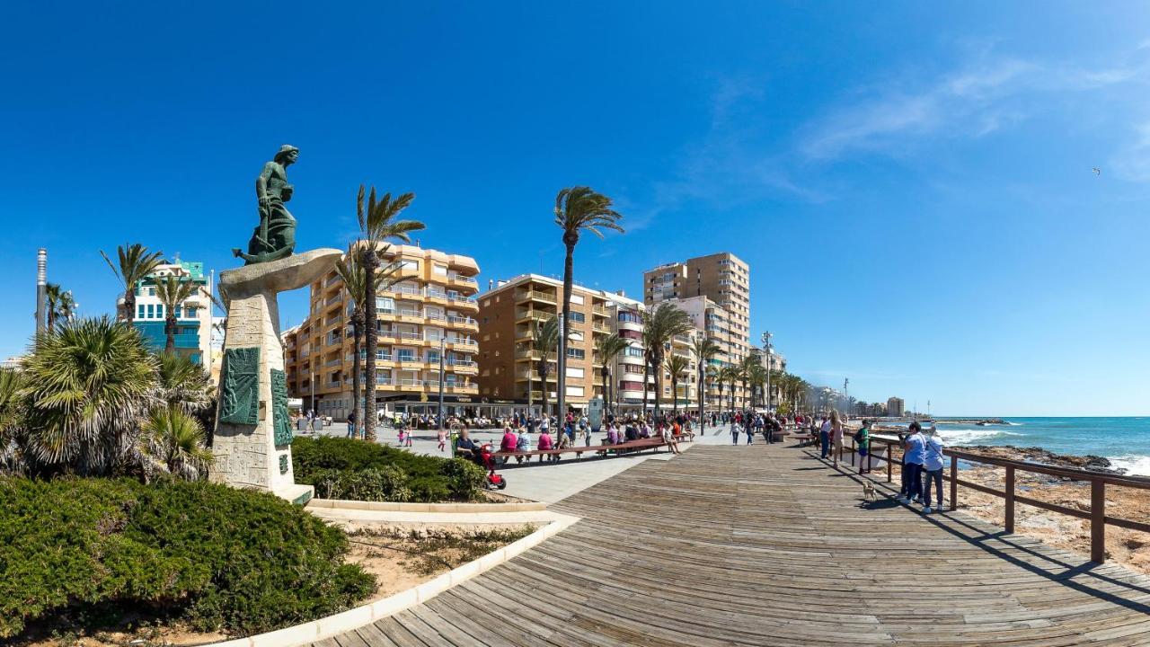 Apartamento Caballero De Rodas Torrevieja Extérieur photo