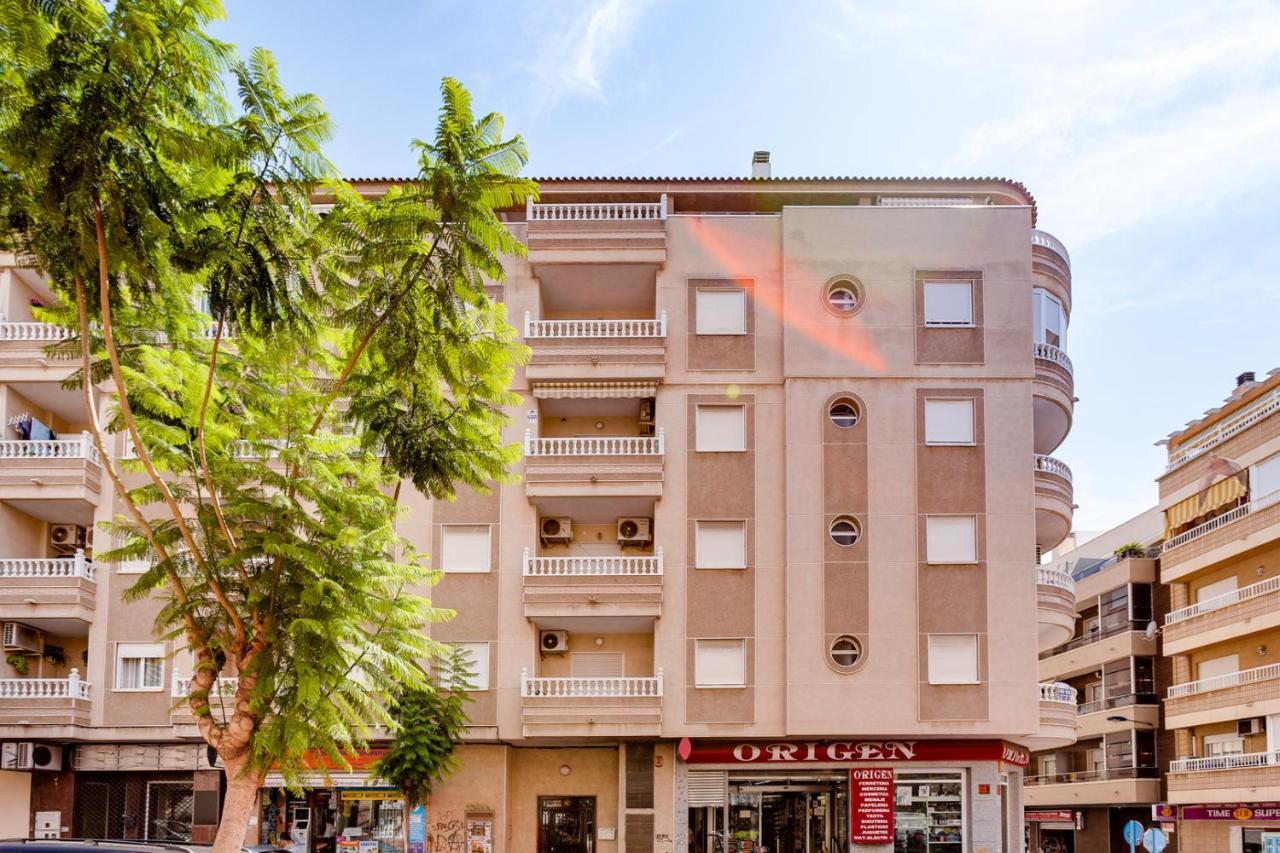 Apartamento Caballero De Rodas Torrevieja Extérieur photo